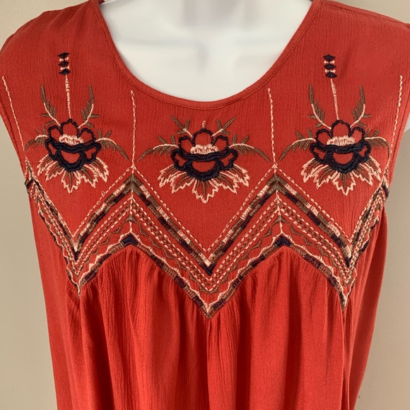 St. John’s Bay Embroidered Tank - Picture 3 of 16